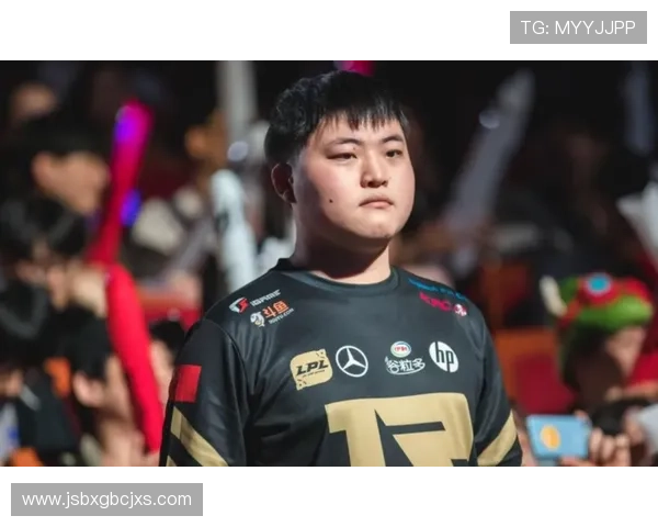 哥伦比亚3比1乌兹克压葡登顶
